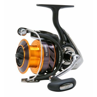 Daiwa Ninja Black Gold Edition haspelrulle