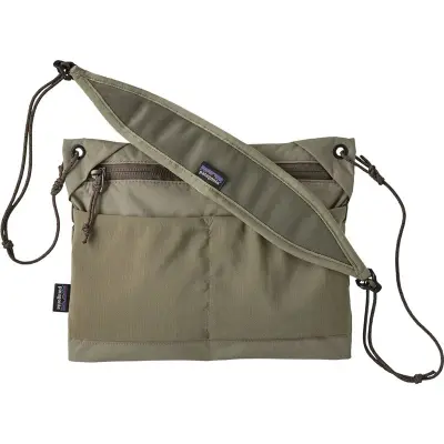 Patagonia Terravia Sacoche River Rock Green