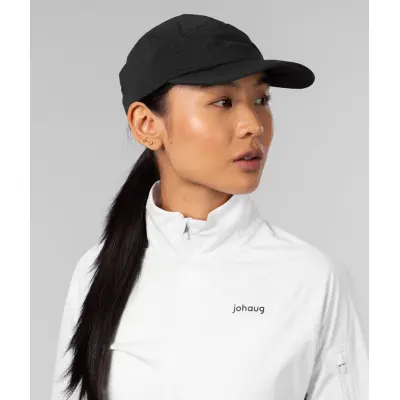 Johaug Discipline Caps Black