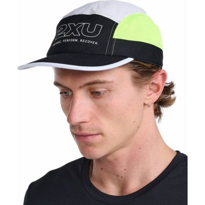 2XU Light Speed Cap Black/Volt