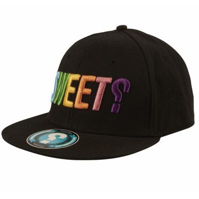 Trademark Fitted, Black, 7 5/8,  Sweet