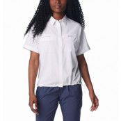 Columbia Women's Boundless Trek Short Sleeve Button