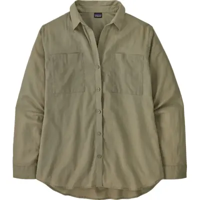 Patagonia Women's LW A/C Buttondown River Rock Green