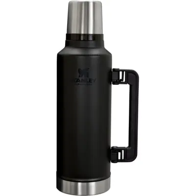 Stanley Classic Legendary Bottle 1,9 L Black 2.0