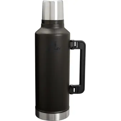 Stanley Classic Vacuum Bottle 2,3 L Black 2.0