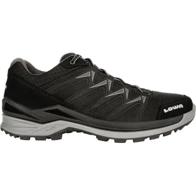 LOWA Men's Innox Pro GORE-TEX Low Black